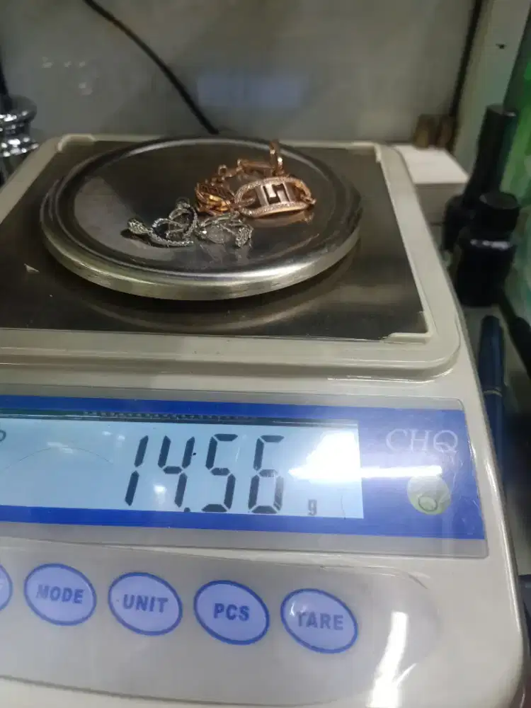 Kami menerima beli emas & berlian dari toko lain berbentuk apapun