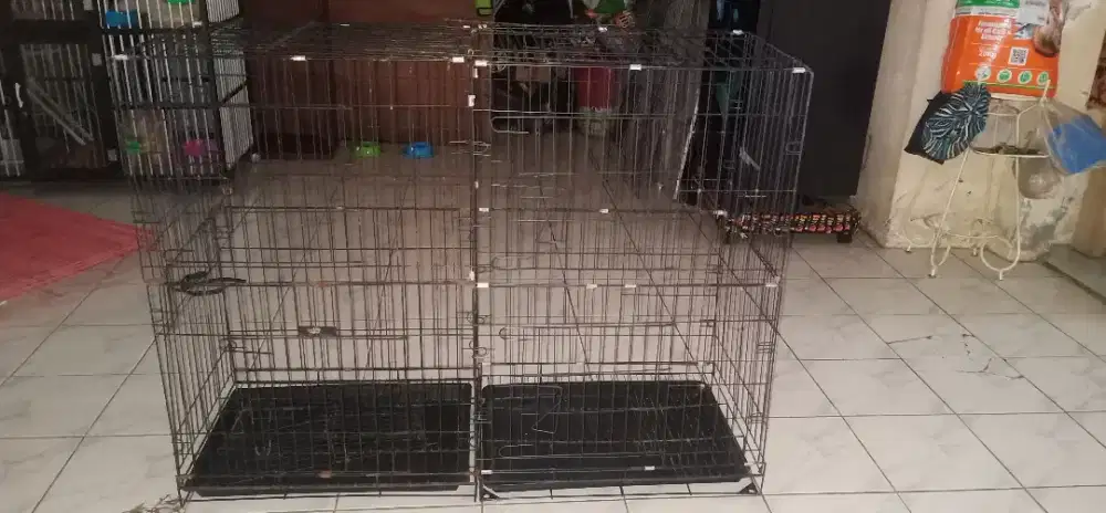 Kandang besi kucing