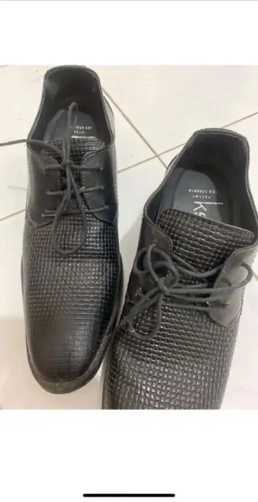 Sepatu pantofel keeve ukuran 40