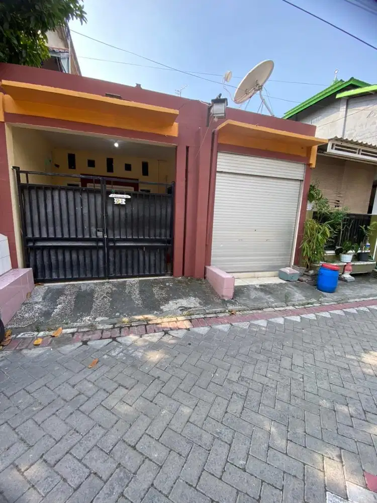 Rumah perum GKB dekat dengan fasilitas umum,sekolahan,superindo,mall d