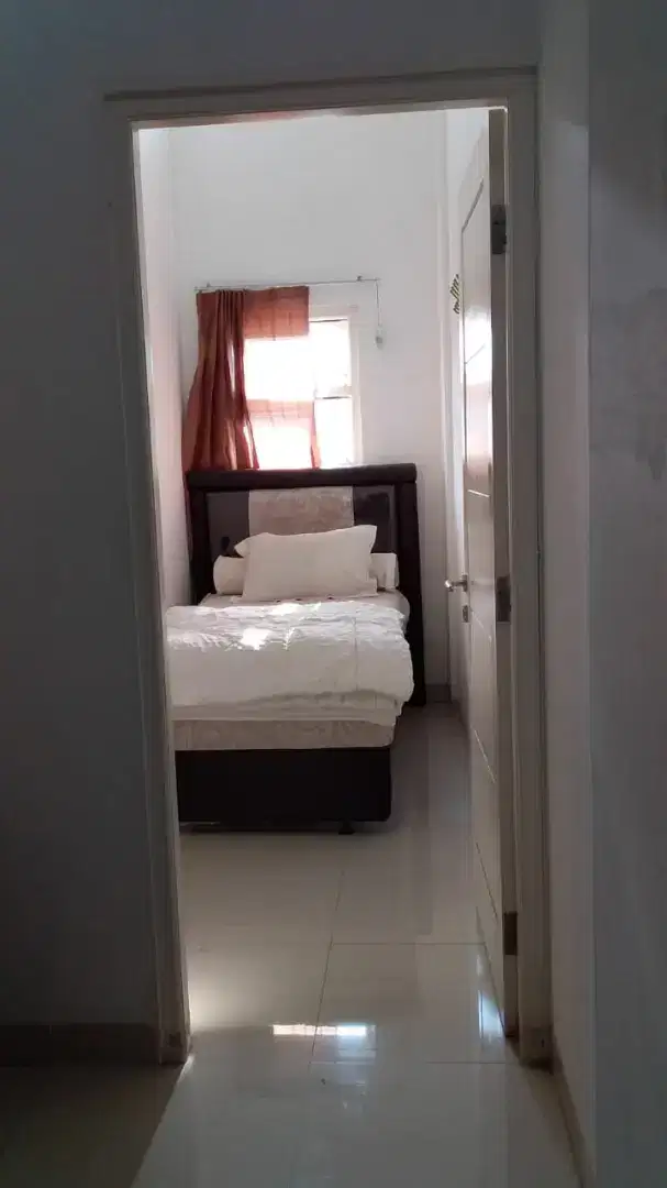 Disewakan rumah semi apartemen di lantai 2 Aghniya Pome Kost