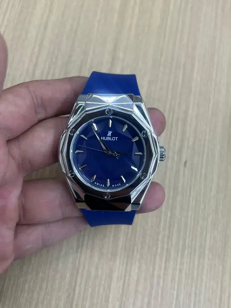 JAM TANGAN HUBLOT PIRAMIDA