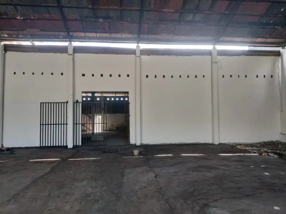 Disewakan Gudang/Kantor Pemogan