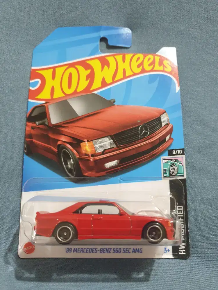 Hotwheels mercedes benz 560 sec amg