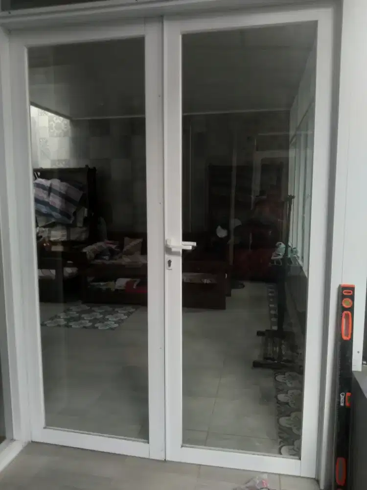 Pintu aluminium dobel daun alexindo uk 210cm x 180cm harga terpasang