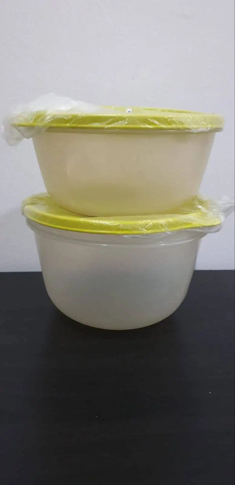 Tupperware Tempat makanan (Kuning)