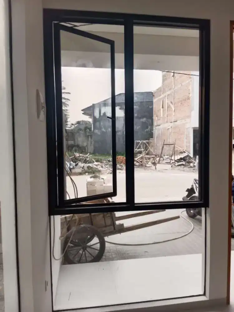 Jendela Aluminium Kusen Alumunium