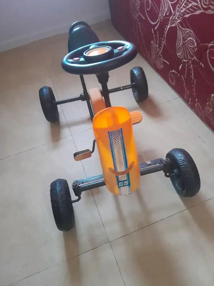 Sepeda Anak Roda 4 (Like Go Cart)