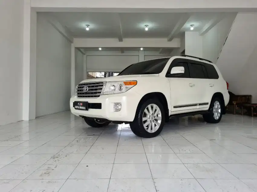 TOYOTA LAND CRUISER 4.5 A/T V8 UK, 2013