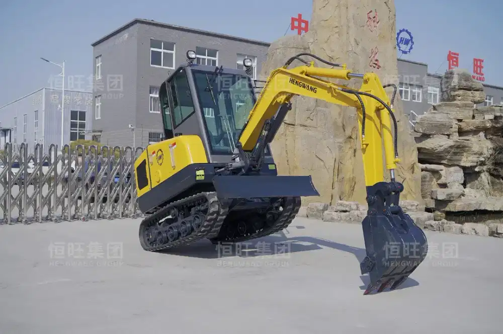 Excavator Hengwang HW-26(2,5 ton)