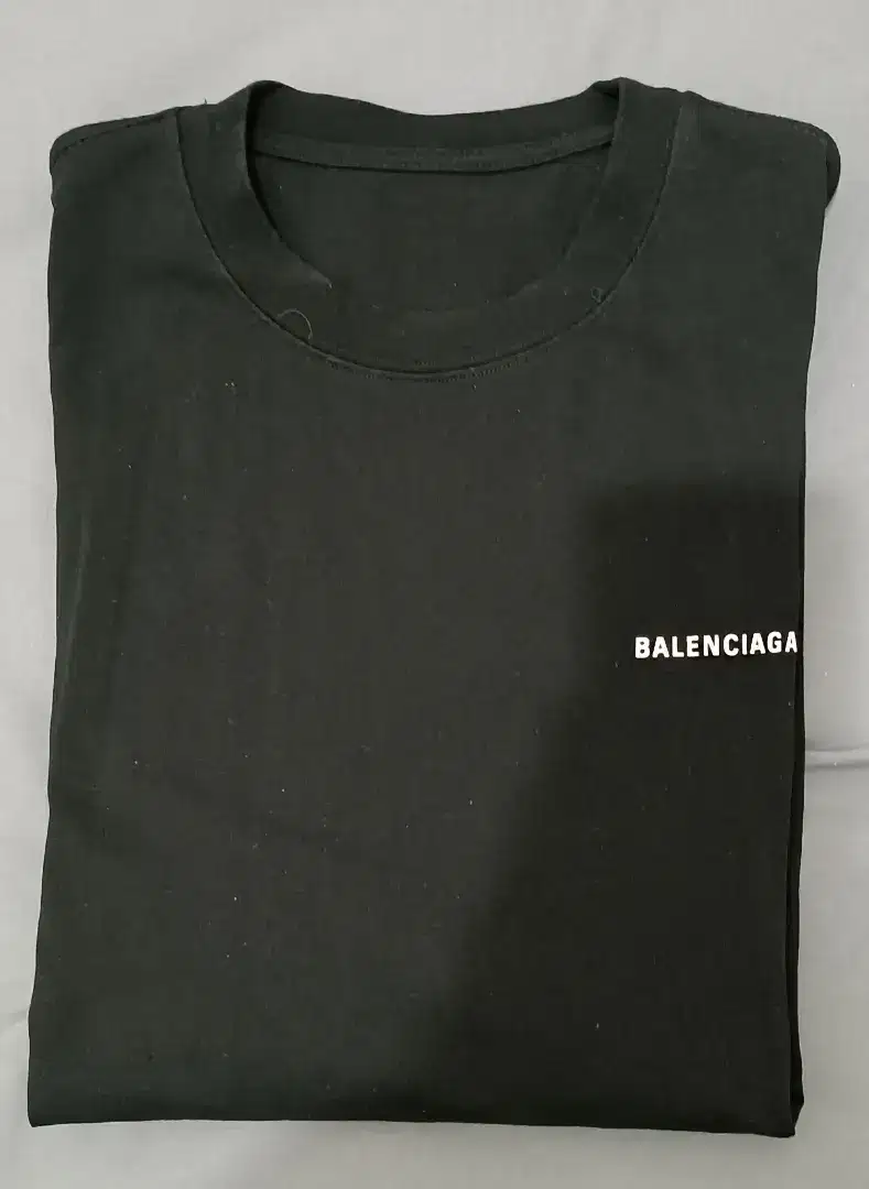 Kaos Balenciaga original