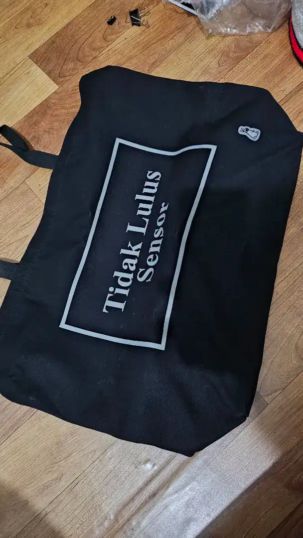 Totebag COMPASS tidak lulus sensor