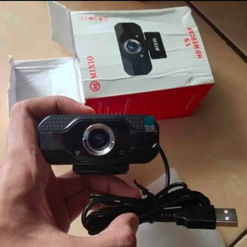 Kamera Webcam USB merk Mixio V8