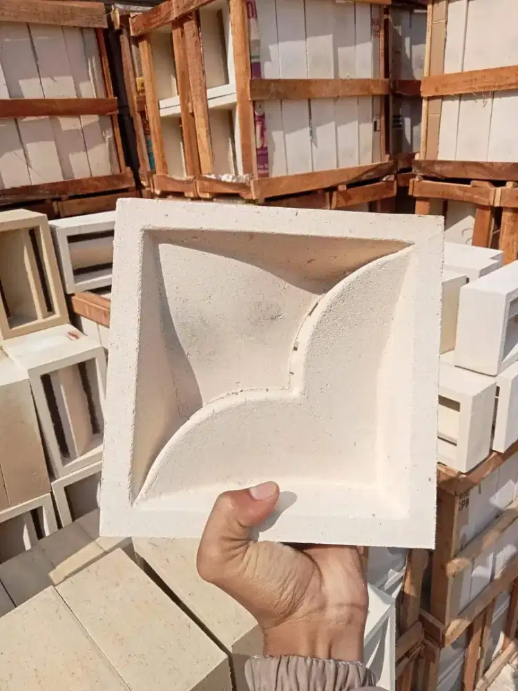 Loster beton minimalis