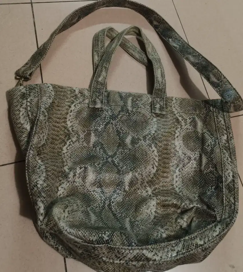 DI JUAL 1 TAS WANITA STEVE MADDEN ORIGINAL