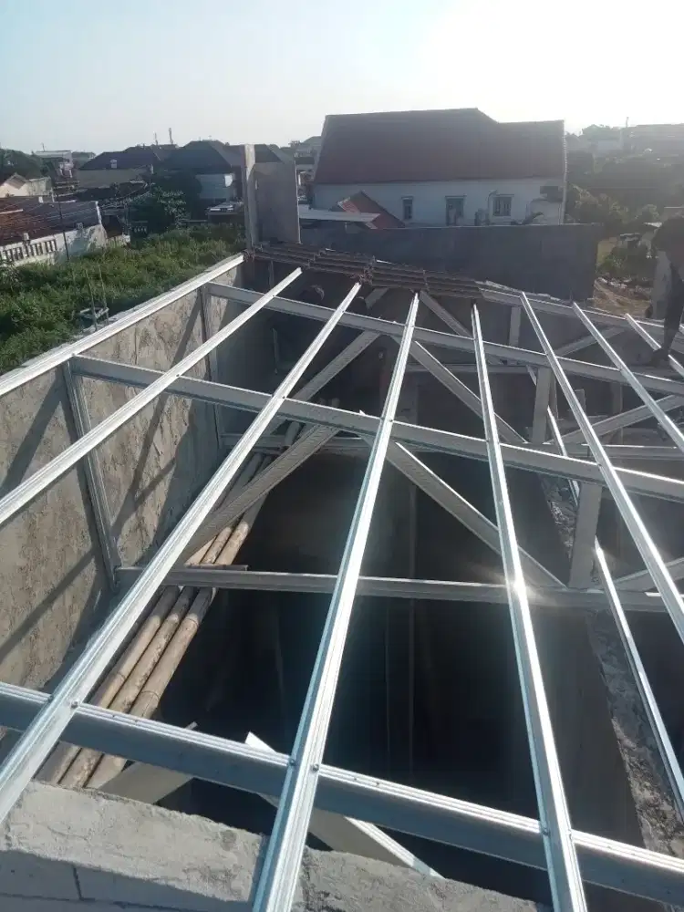 Atap Gudang Baja Ringan Terpasang