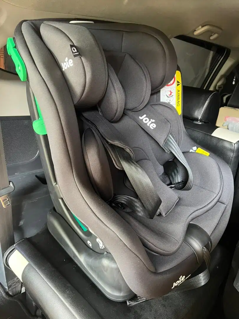 Car seat JOIE Newborn r129 steady