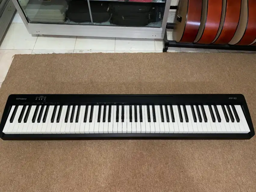 Piano Roland fp 10