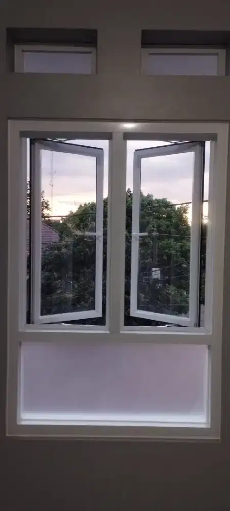 Kusen Aluminium Jendela Aluminium Anti Rayap