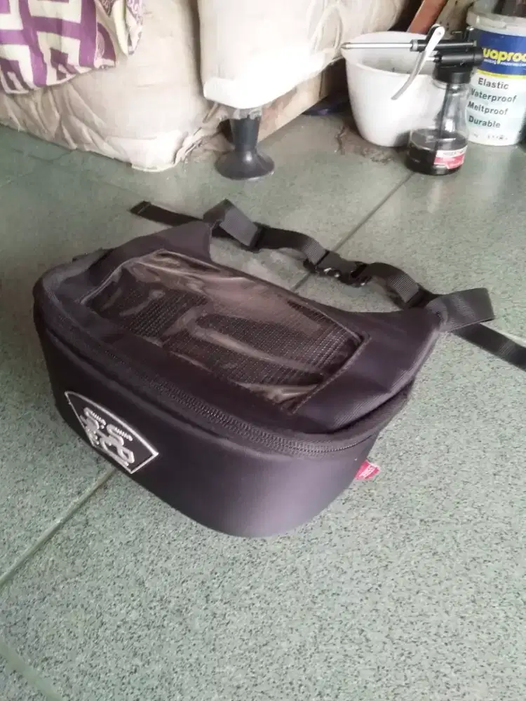 Tas Pinggang Tahan Air