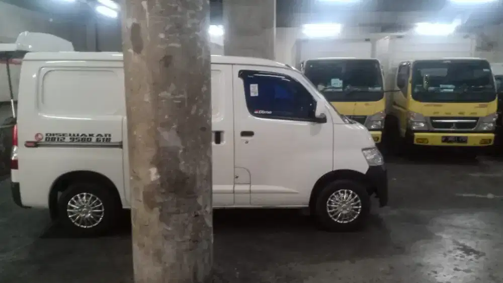Sewa mobil box/ Blindvan/Hiace,mobil bak