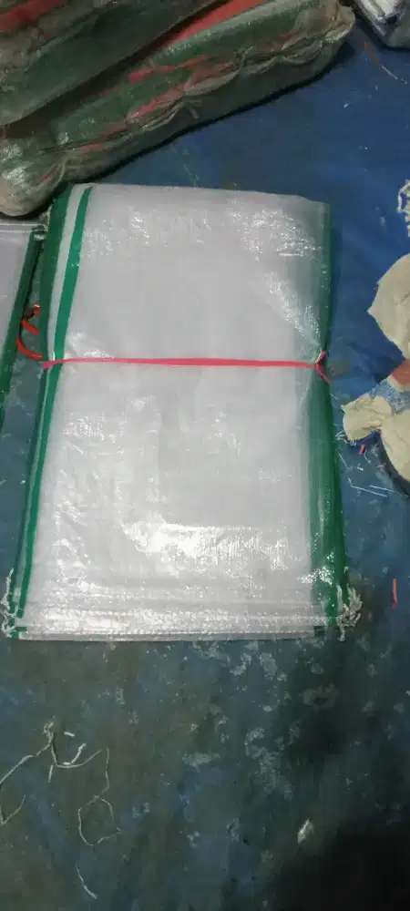 Karung 25 kg baru transparan