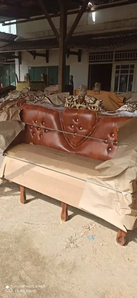 Kursi jati Garuda Dopan