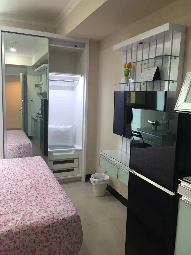 Unit studio 1 bed room Grand kamala lagoon bekasi