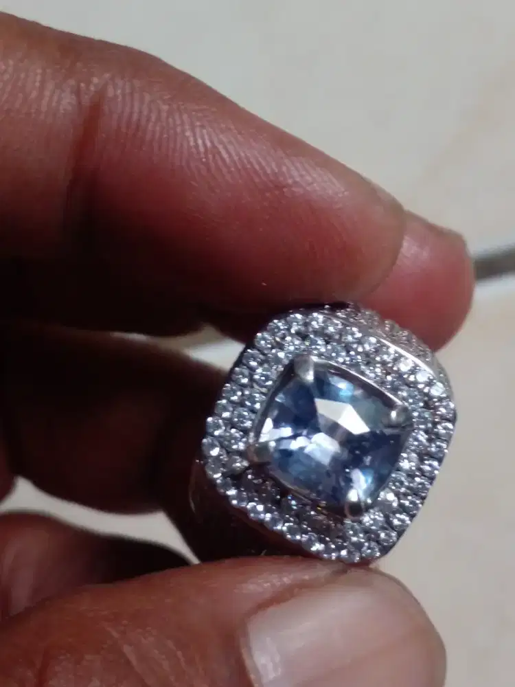 Natural blue saphier srilangka  no heat