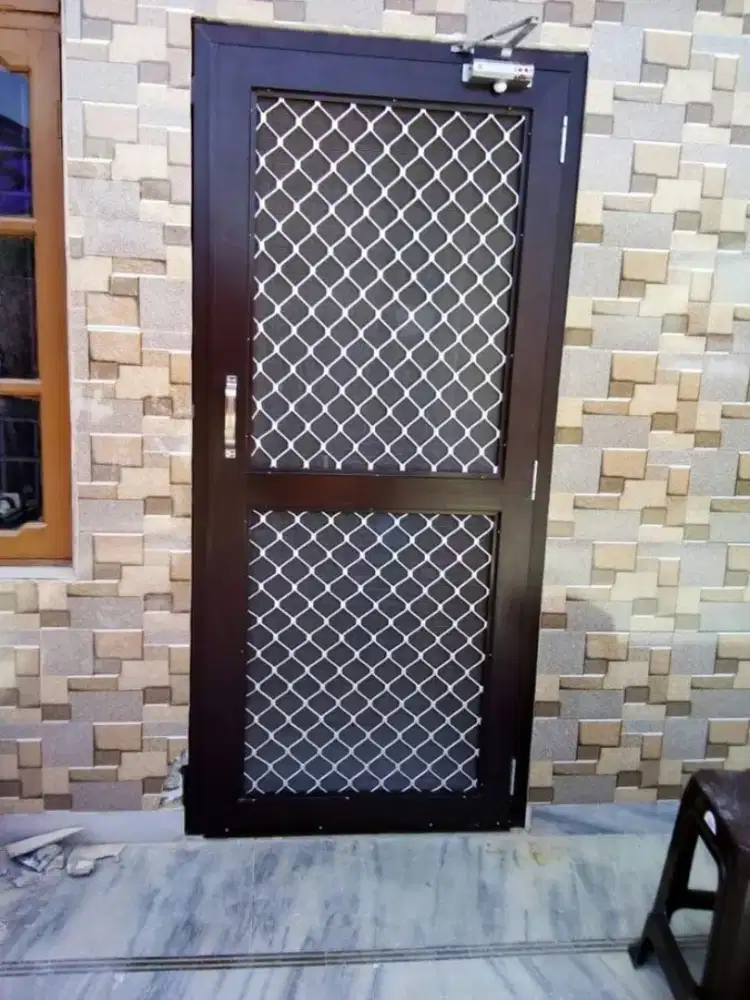 Pintu kawat nyamuk aluminium