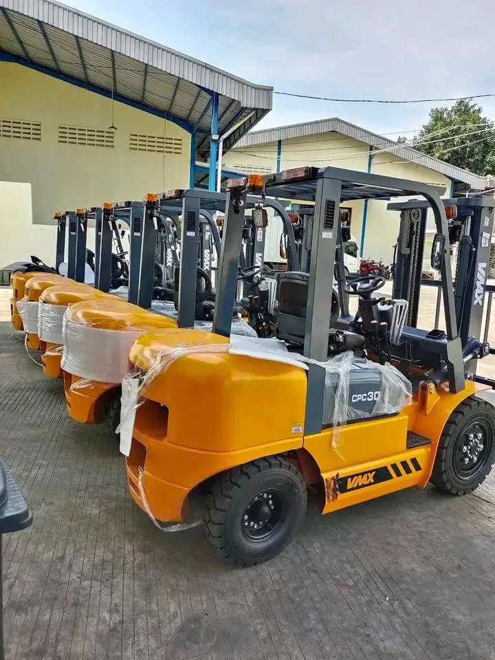 Forklift 3 ton Vmax Isuzu Jepara