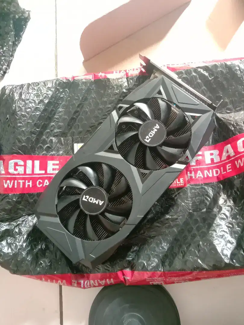 JUAL RX 580 + GTX 550 Ti MURAH