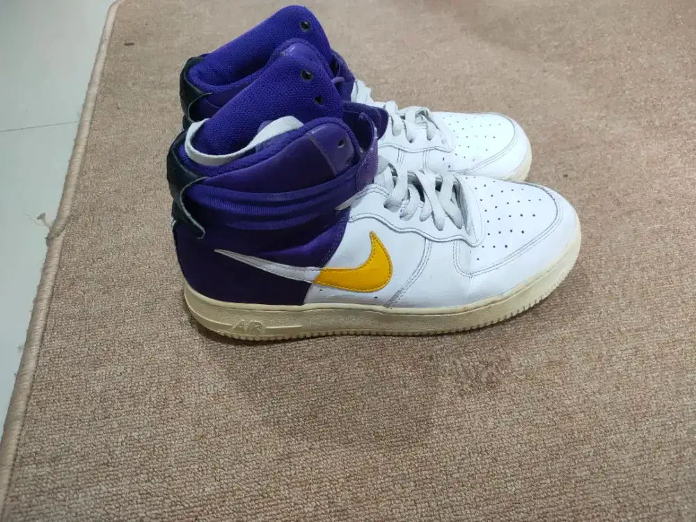 Koleksi pribadi Nike air force colabs NBA size 44  box kebuang