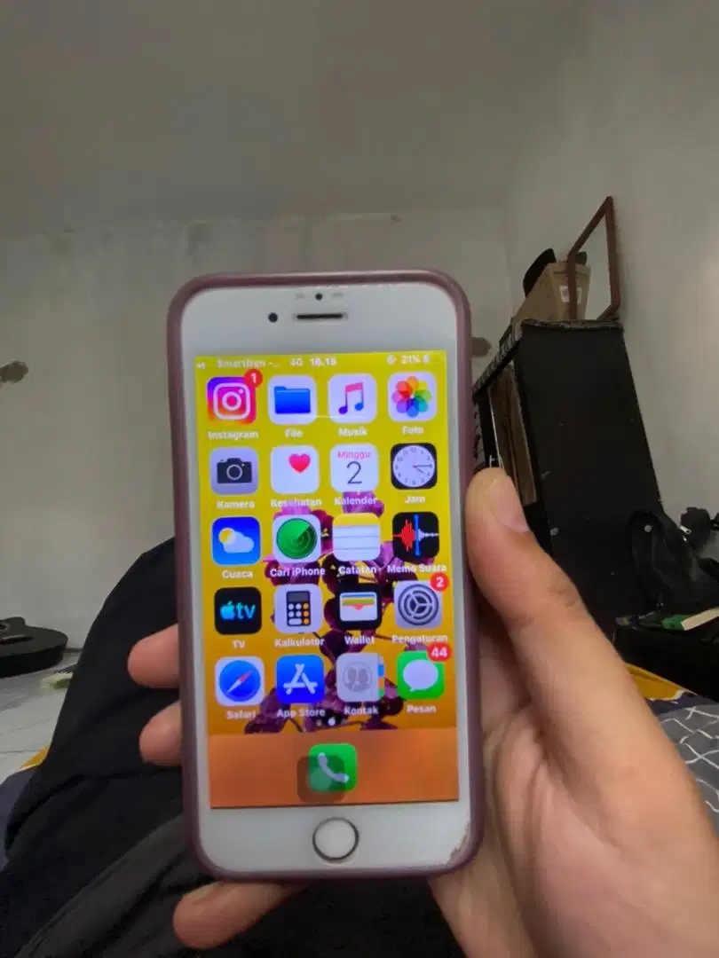 Iphone 6 64Gb fullset , minus gaada batok charger aja ka