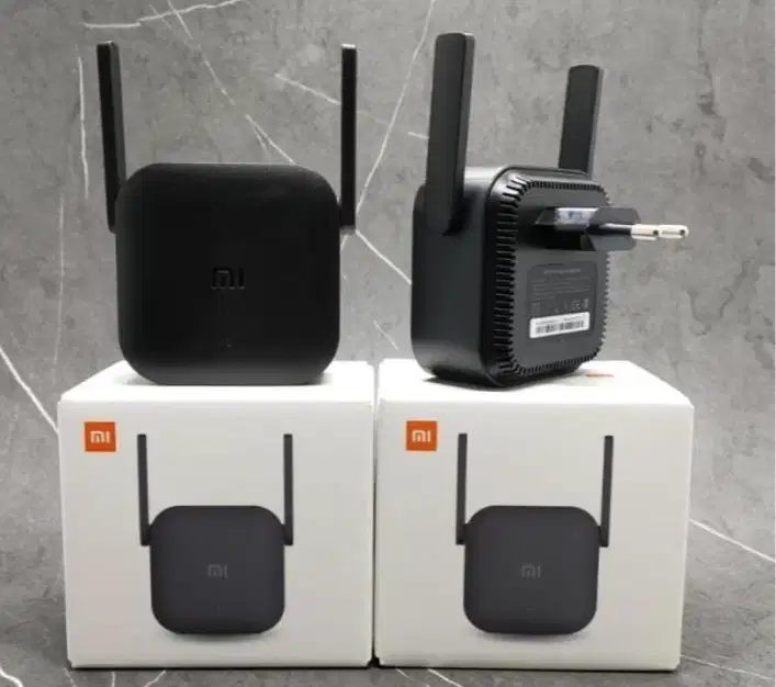 Xiaomi WiFi Extender Pro WiFi Amplifier Repeated Pro 300MBPS