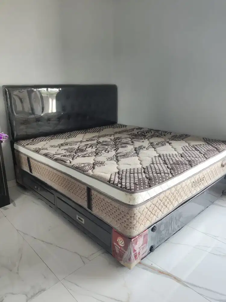 DIVAN/DIPAN SANDARAN MINIMALIS