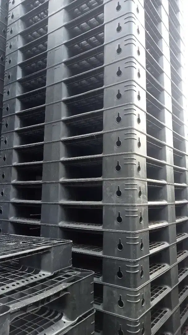 Jual beli pallet plastik