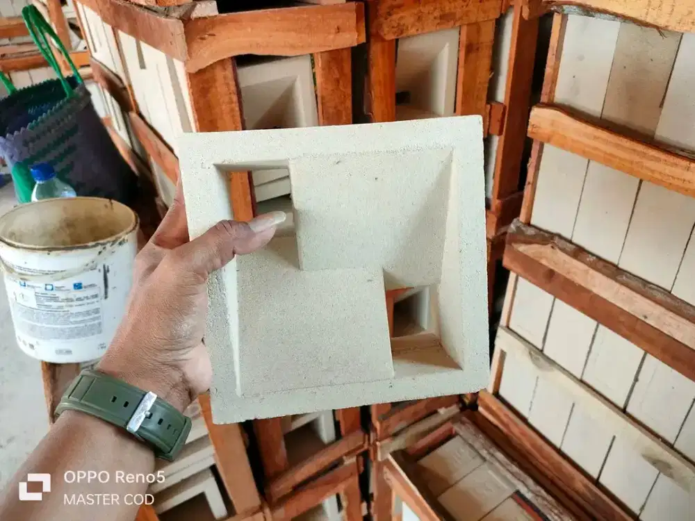 Loster beton minimalis