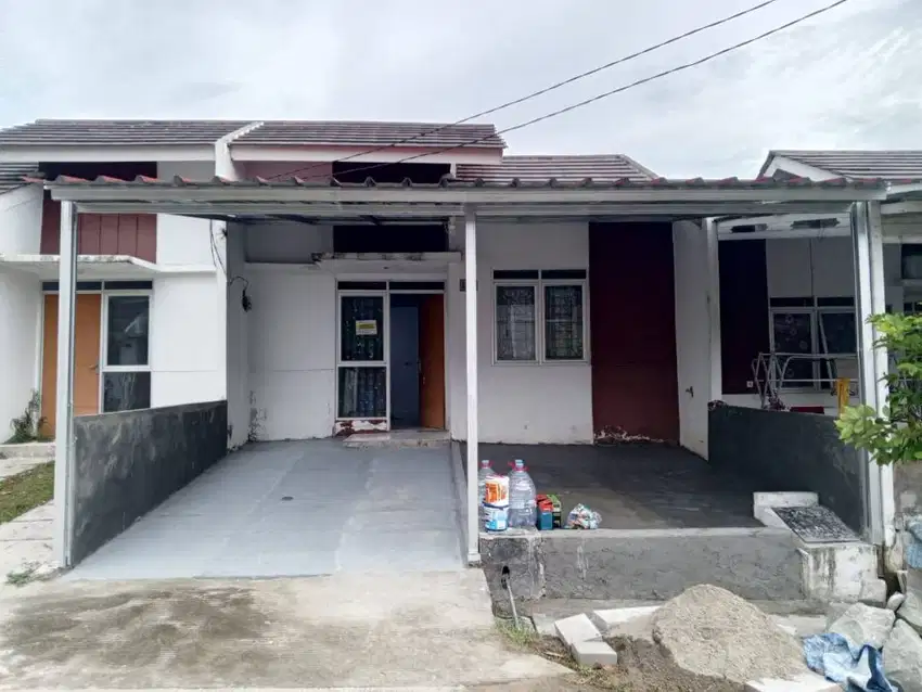 rumah strategis siap huni full renov