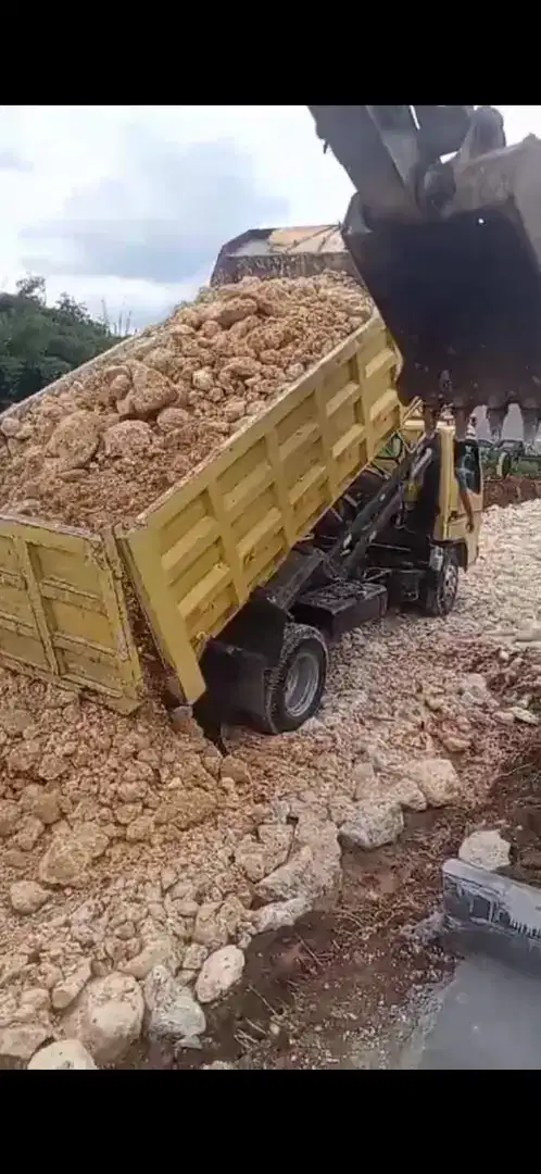 Sirtu sirdam split makadam abu batu pasir pasang cor batu belah kali