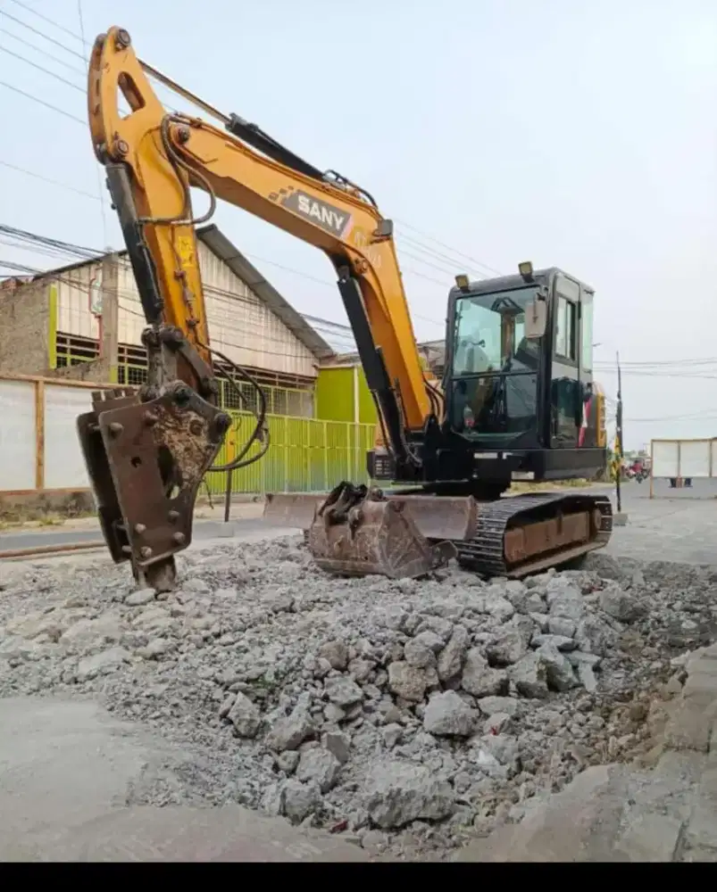 Becko Breaker Vibro Dozer Wales crane dumptruck excavator pc 50