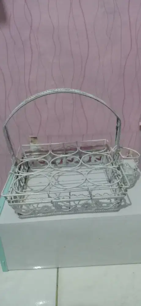 Rak bumbu dan alat masak