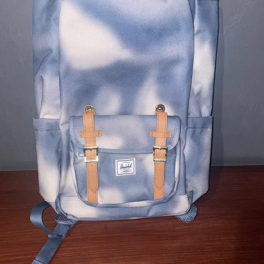 Herschel Little America