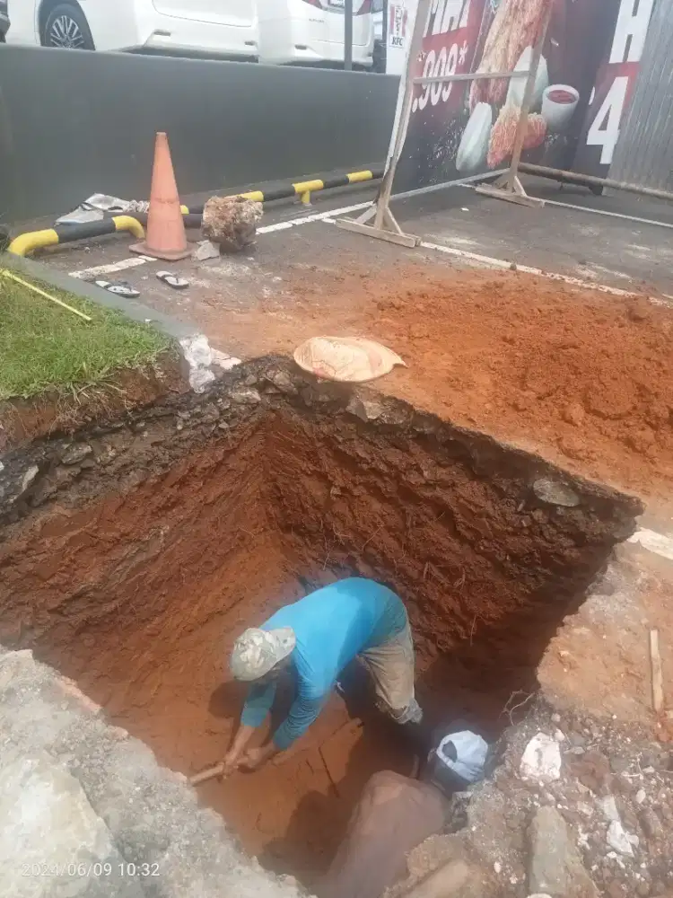 Jasa tukang gali dan angkutan tanah