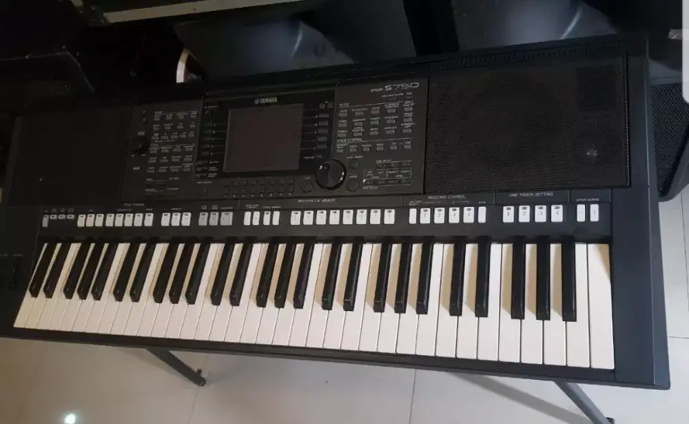 YAMAHA S 750 Kondisi Istimewa full style dan song