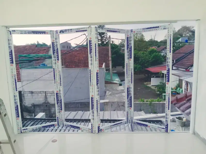 Pintu Lipat Aluminium