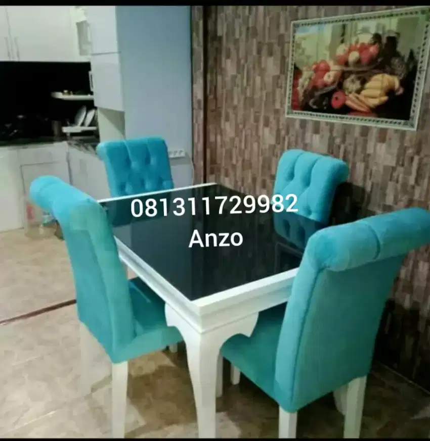 MEJA MAKAN 4 KURSII CUSTOM