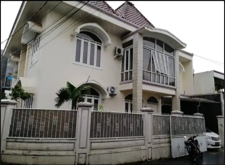 jual rumah dkt RSHS maranatha setraduta tol paster dago setiabudi bdg