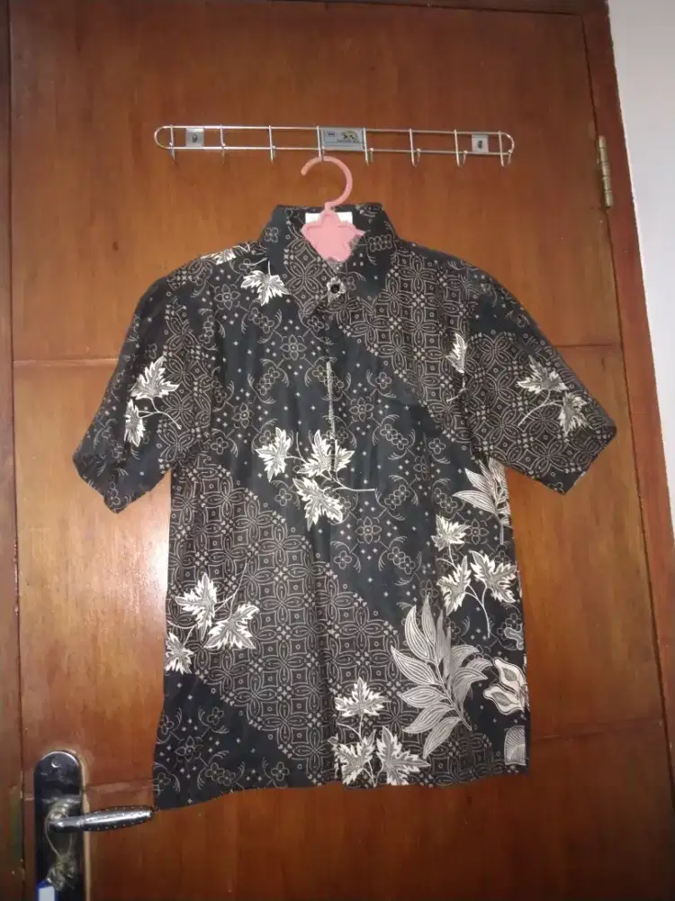Baju batik pria size S