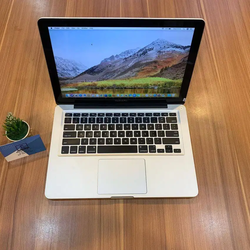 MACBOOK PRO i5 RAM 8GB + SSD 256 GB I SECOND/BEKAS